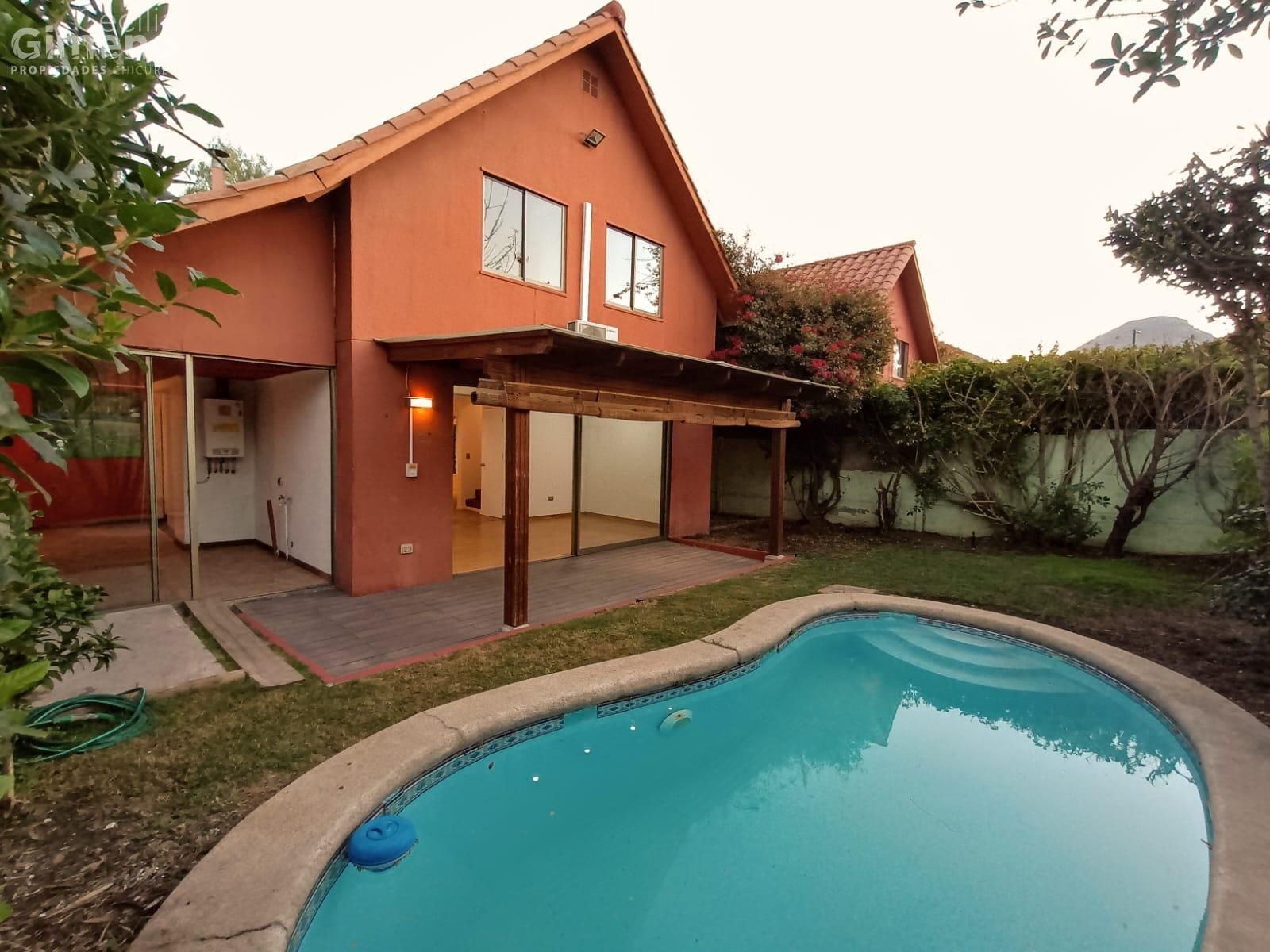 Casa en Arriendo, Chicureo Centro